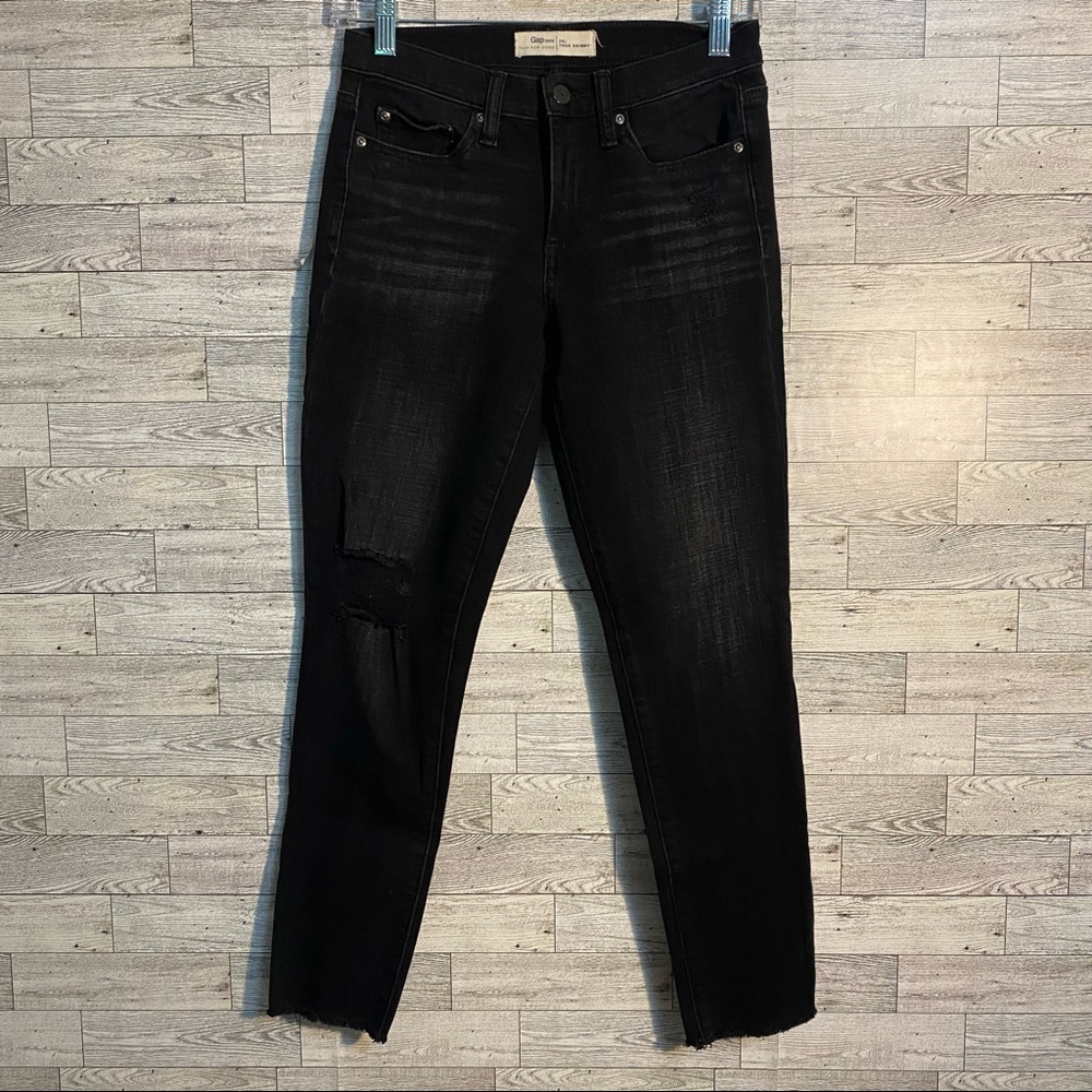 Gap mid rise skinny jeans